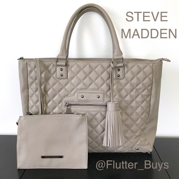Steve Madden Handbags - Steve Madden • Quilted Tassel Tote